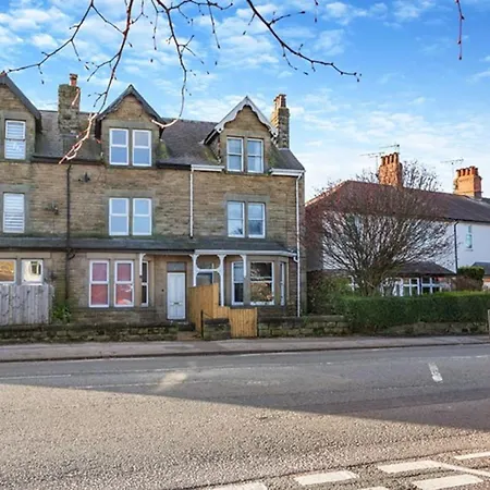 Hg1- 4 Bed House Holiday home *