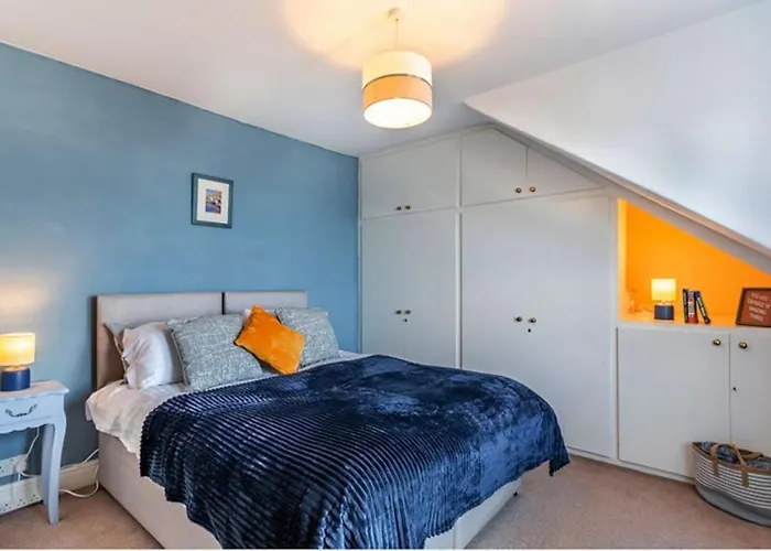 Hg1- 4 Bed House Harrogate